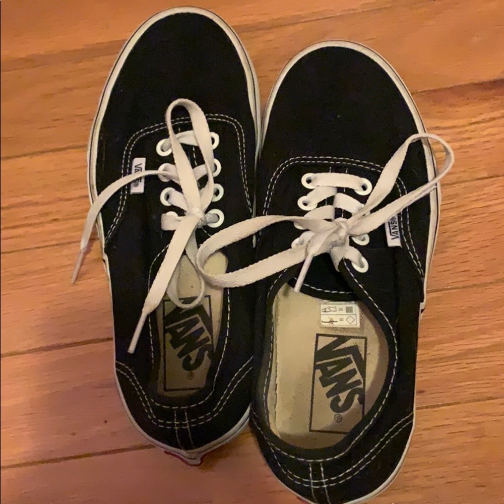Vans low tops size 6